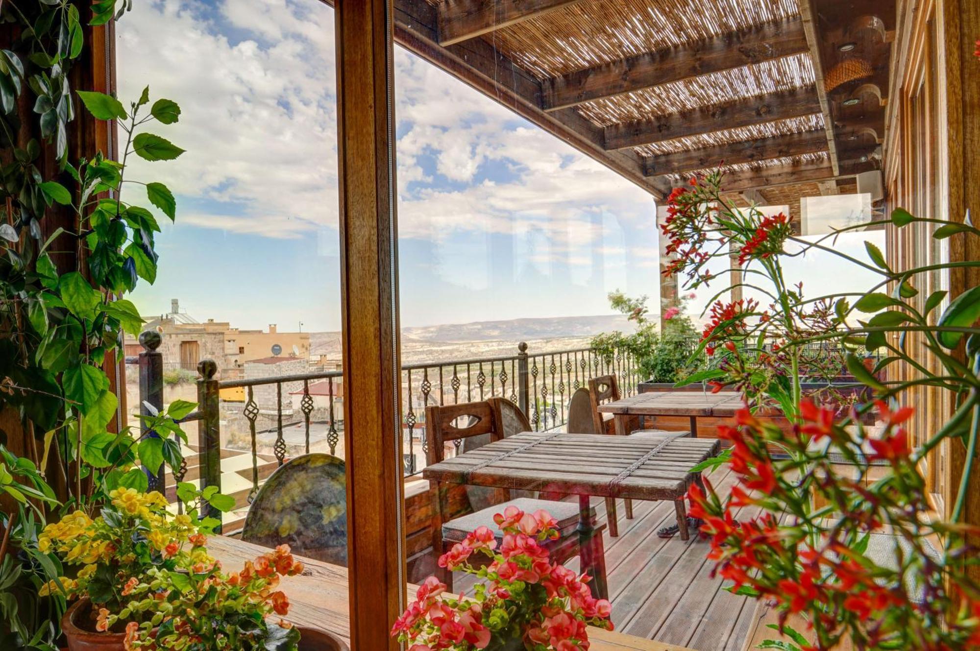 Vasil Cave Hotel Ючхисар Екстериор снимка
