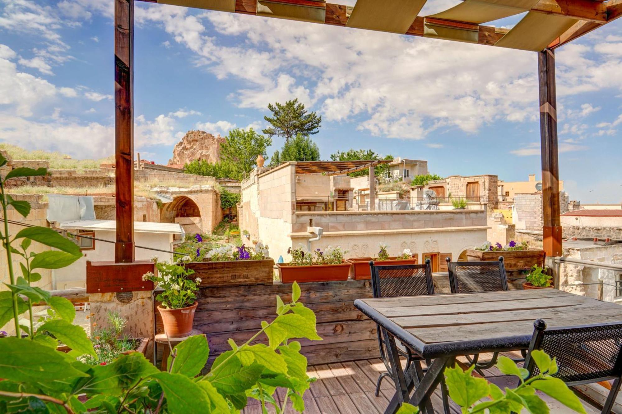 Vasil Cave Hotel Ючхисар Екстериор снимка