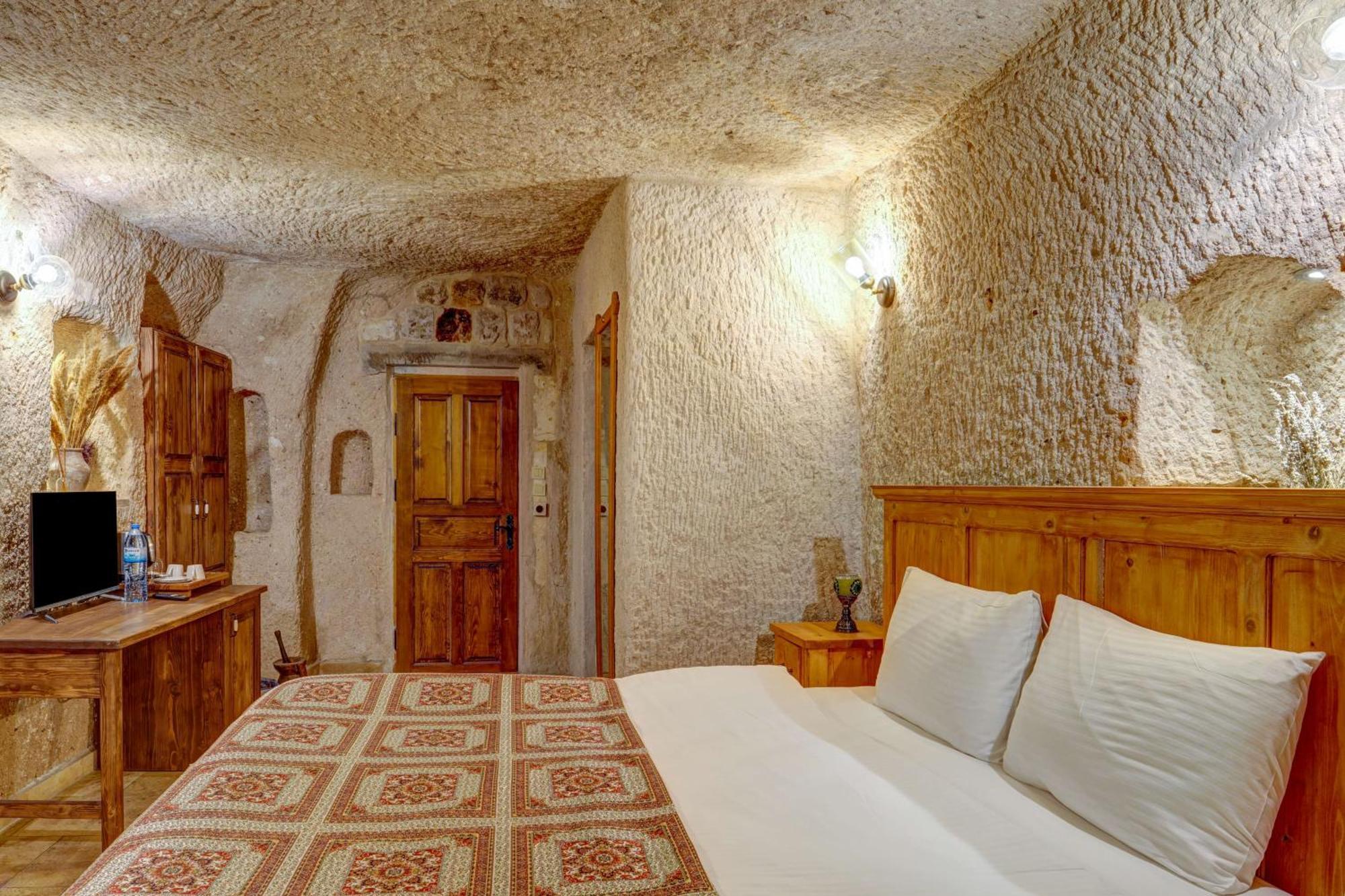 Vasil Cave Hotel Ючхисар Стая снимка