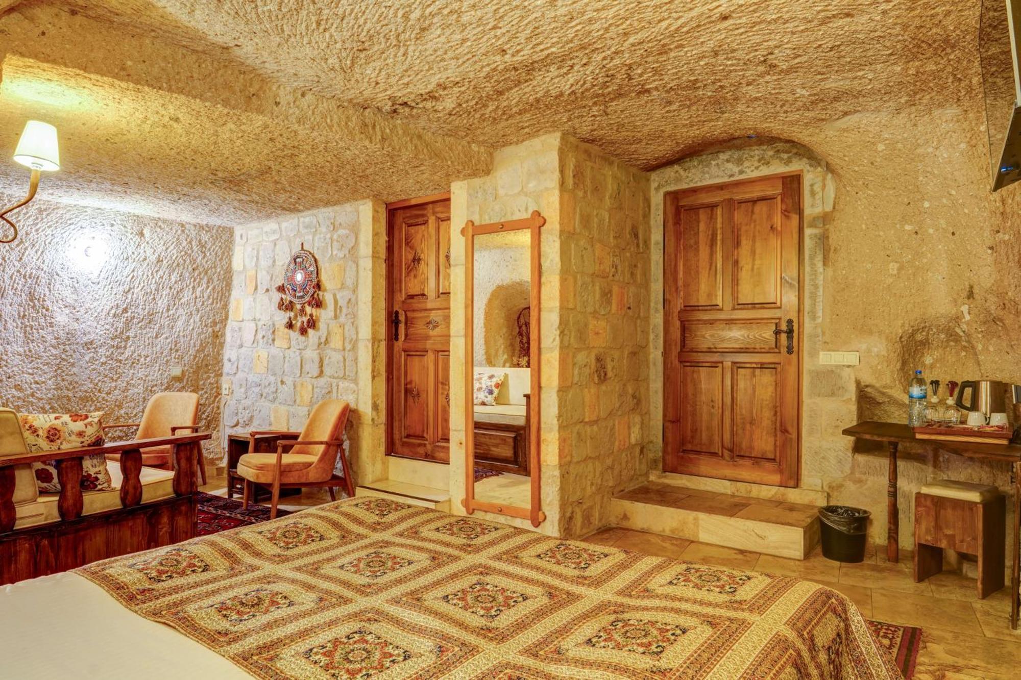 Vasil Cave Hotel Ючхисар Стая снимка