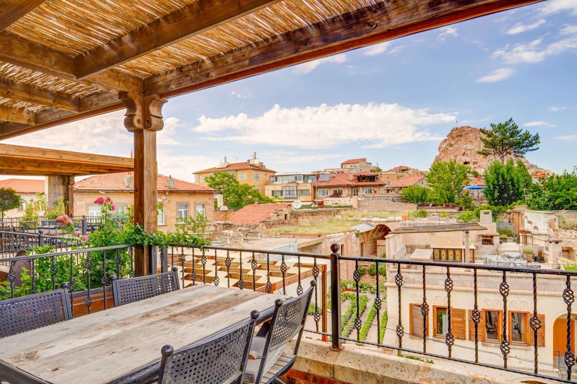 Vasil Cave Hotel Ючхисар Екстериор снимка