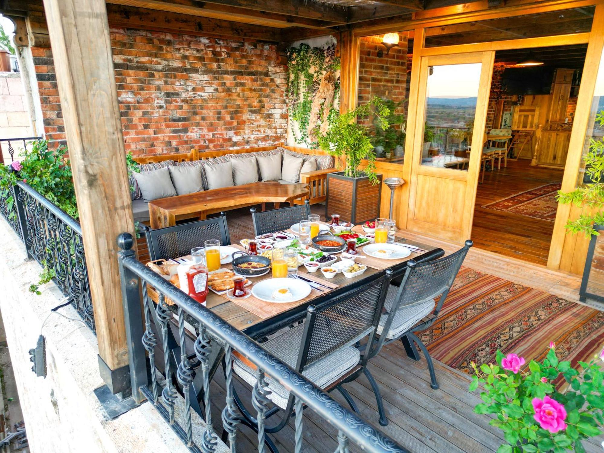 Vasil Cave Hotel Ючхисар Екстериор снимка